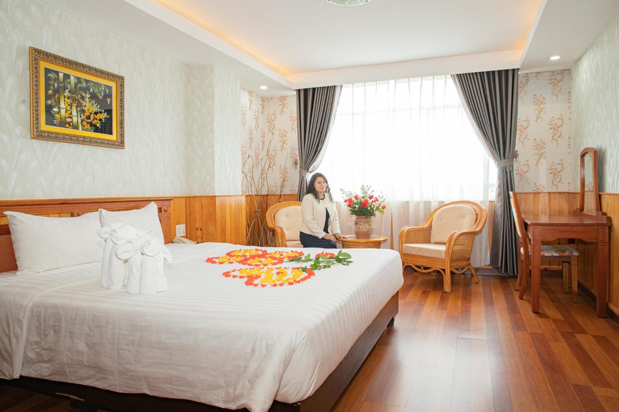 Tre Xanh Hotel Pleiku Exterior foto